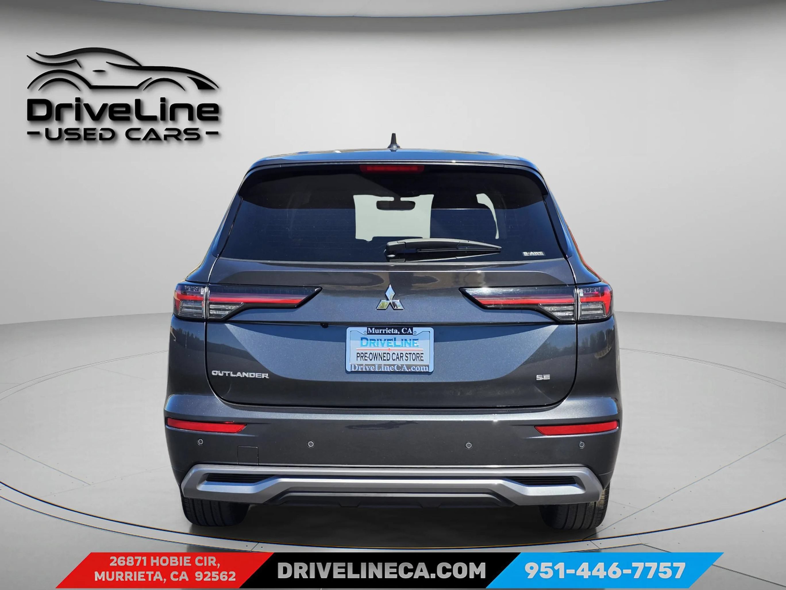 Used 2025 Mitsubishi Outlander SE AWD/4WD image 3