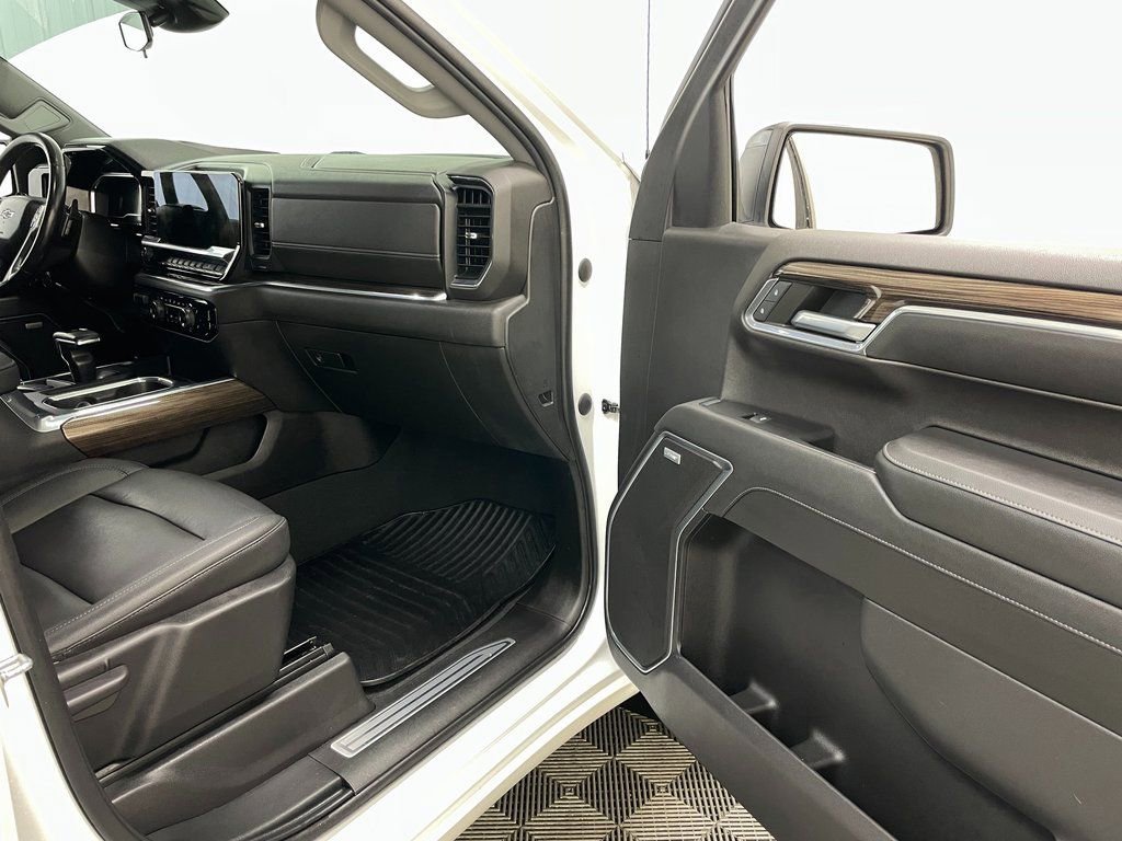 Used 2022 Chevrolet Silverado 1500 RST w/ All Star Edition Plus image 34