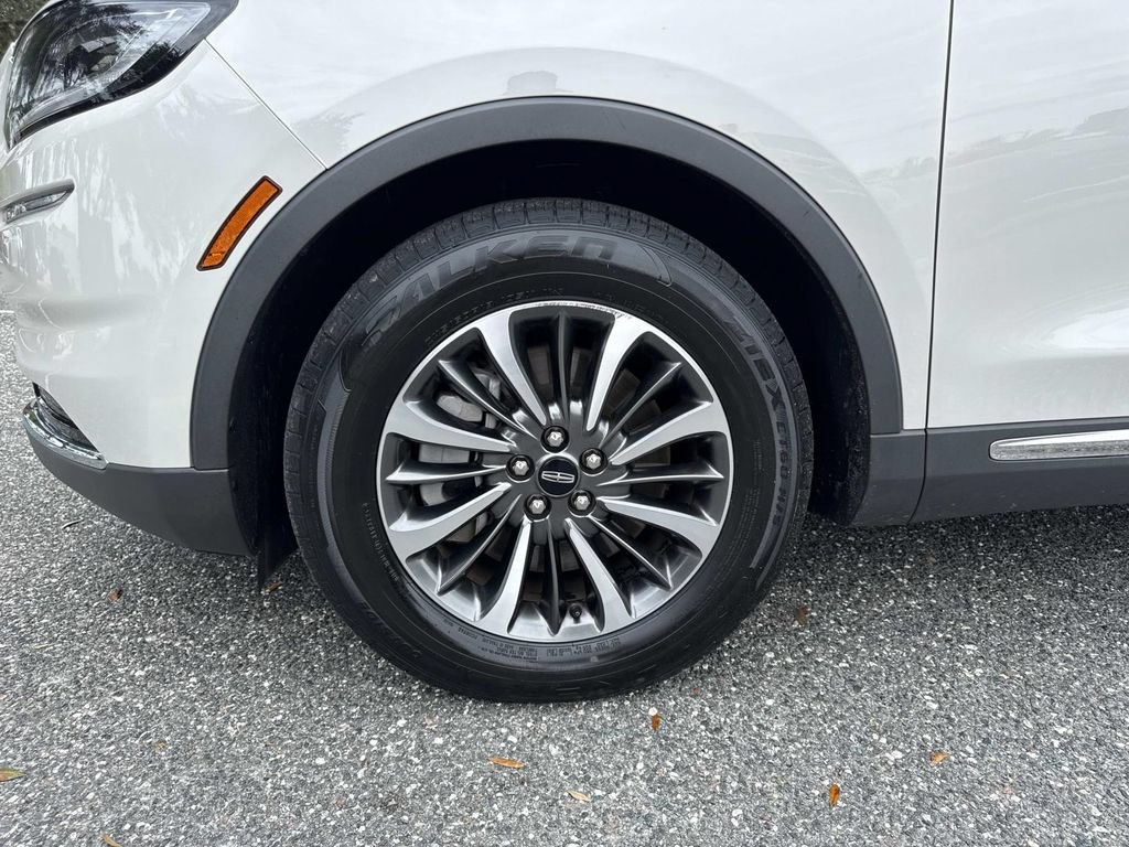 Certified 2023 Lincoln Nautilus Reserve AWD/4WD image 10