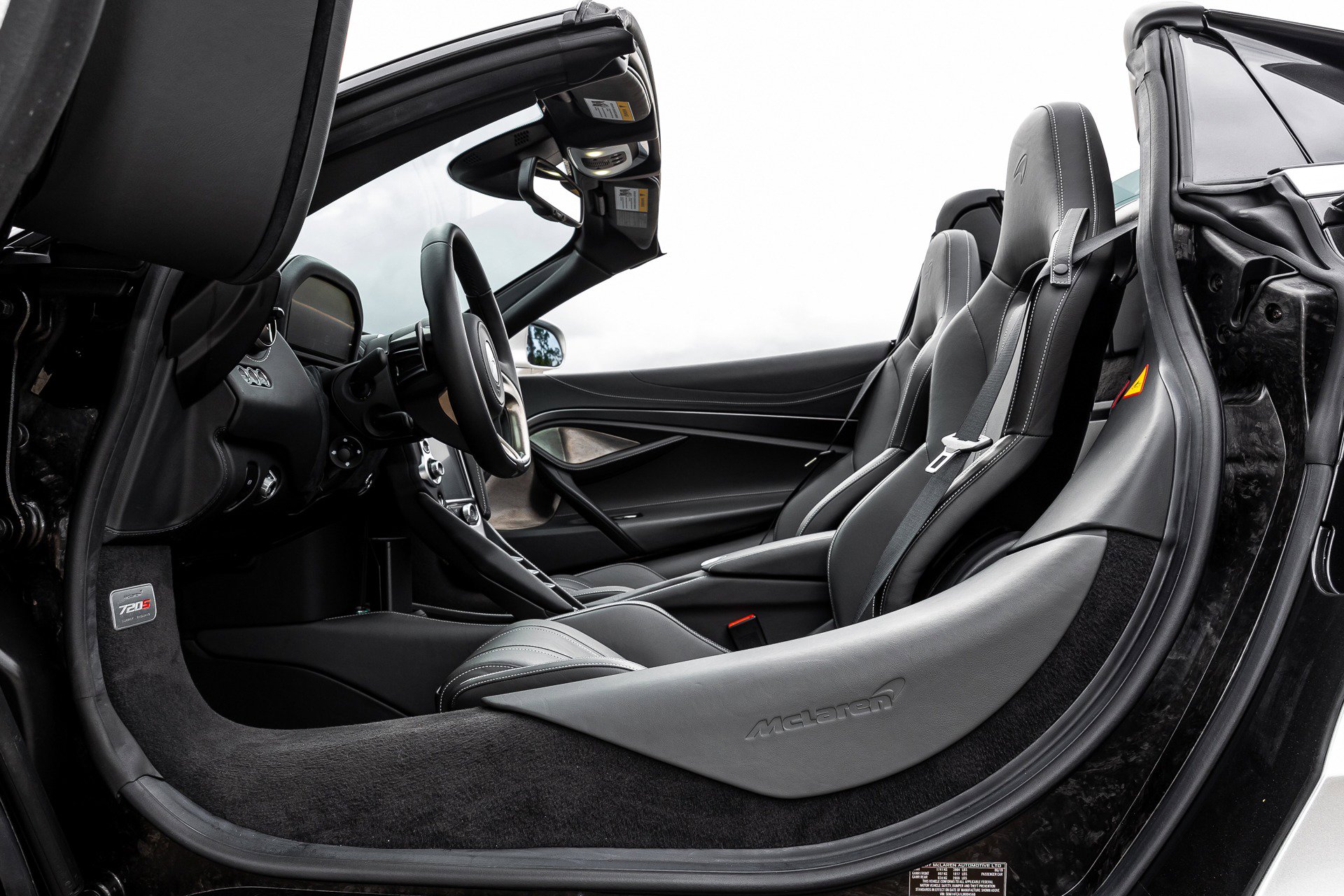 Used 2020 McLaren 720S Luxury RWD image 36