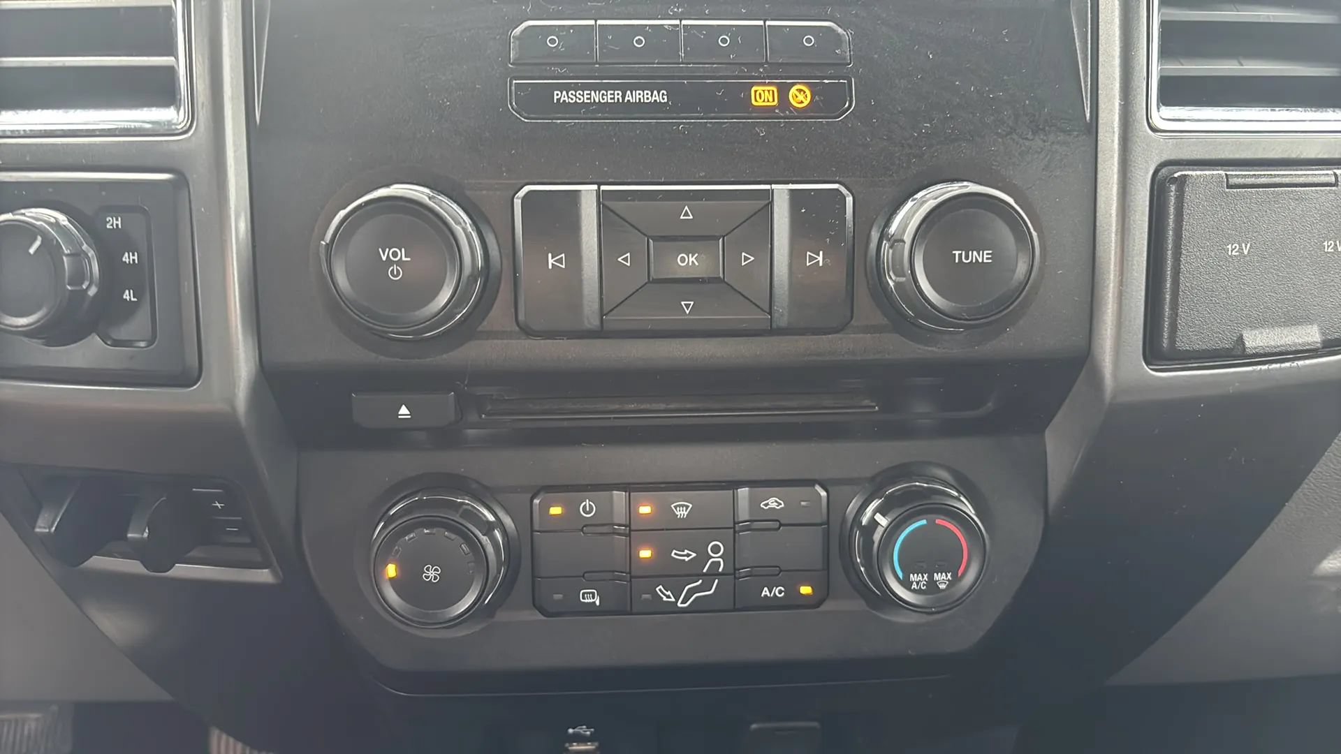 Used 2018 Ford F250 XLT AWD/4WD image 25