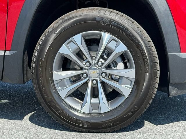 New 2027 Chevrolet Equinox LT w/ Convenience Package II AWD/4WD image 16