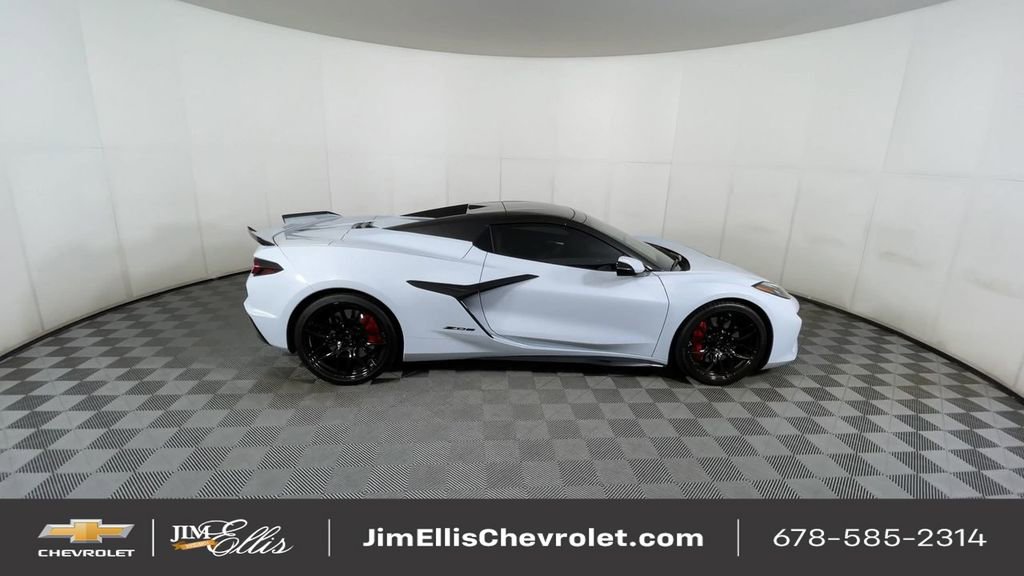 Used 2024 Chevrolet Corvette Z06 w/ Battery Protection Package image 10