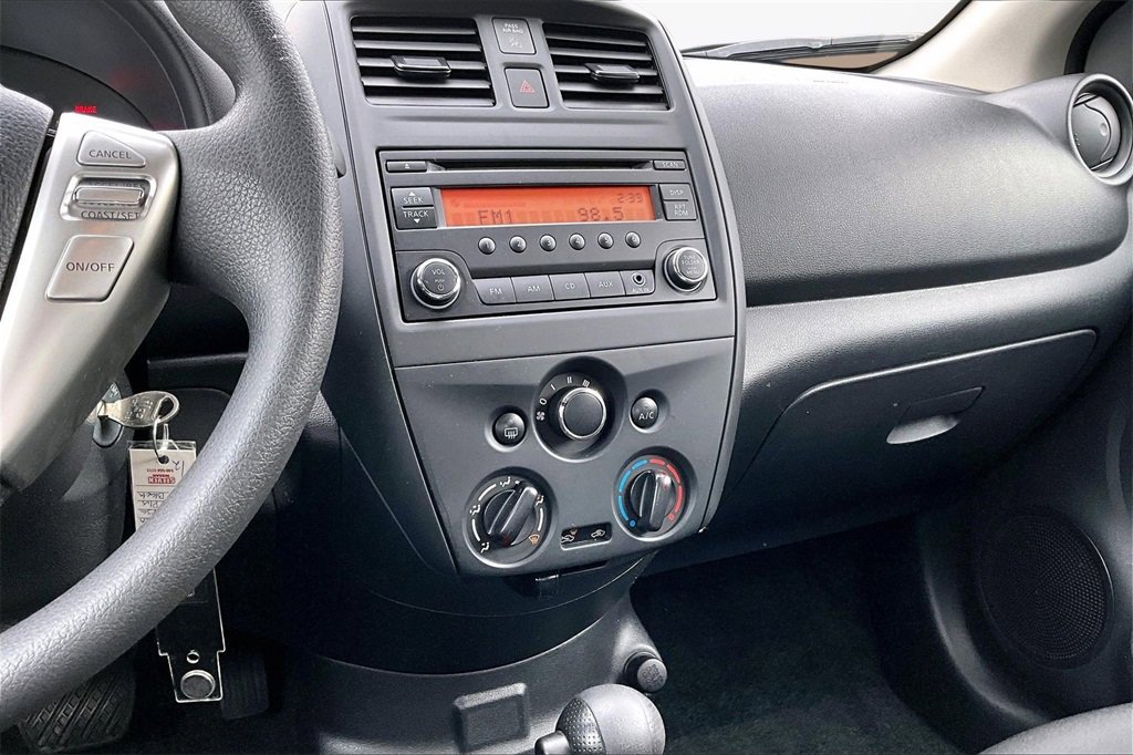 Used 2017 Nissan Versa S Plus image 9