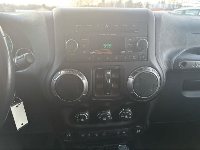 Used 2018 Jeep Wrangler Unlimited Sahara image 21