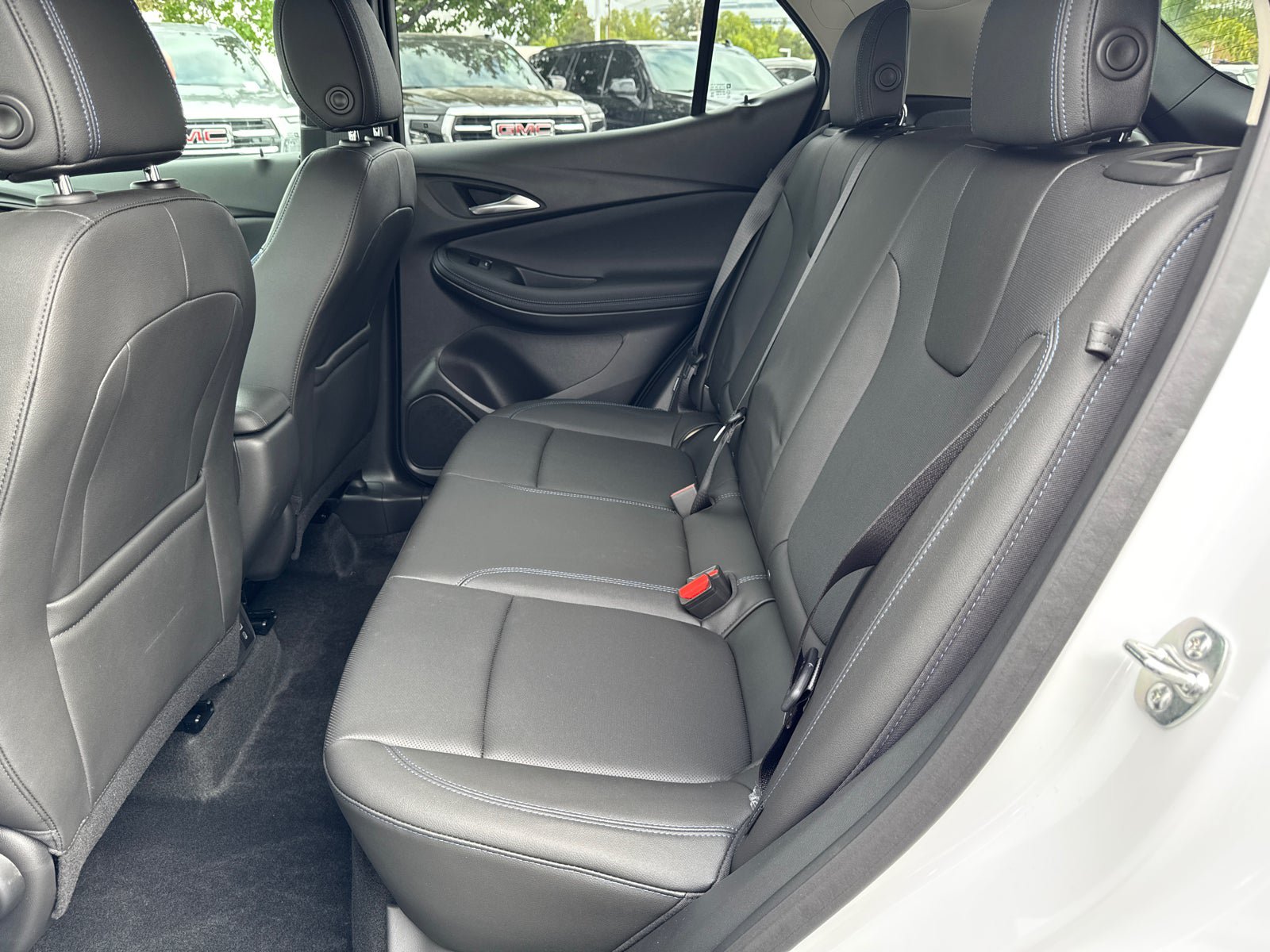 New 2026 Buick Encore GX Sport Touring FWD image 27