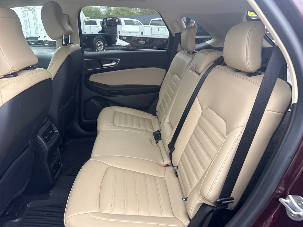 Used 2024 Ford Edge SEL w/ Convenience Package AWD/4WD image 19
