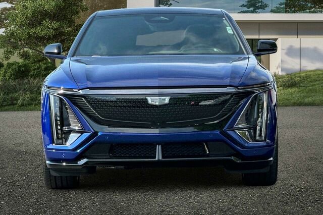 New 2026 Cadillac Lyriq V w/ LPO, Floor Liner Package image 9