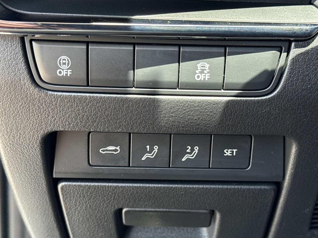 Used 2022 MAZDA MAZDA3 s FWD image 47