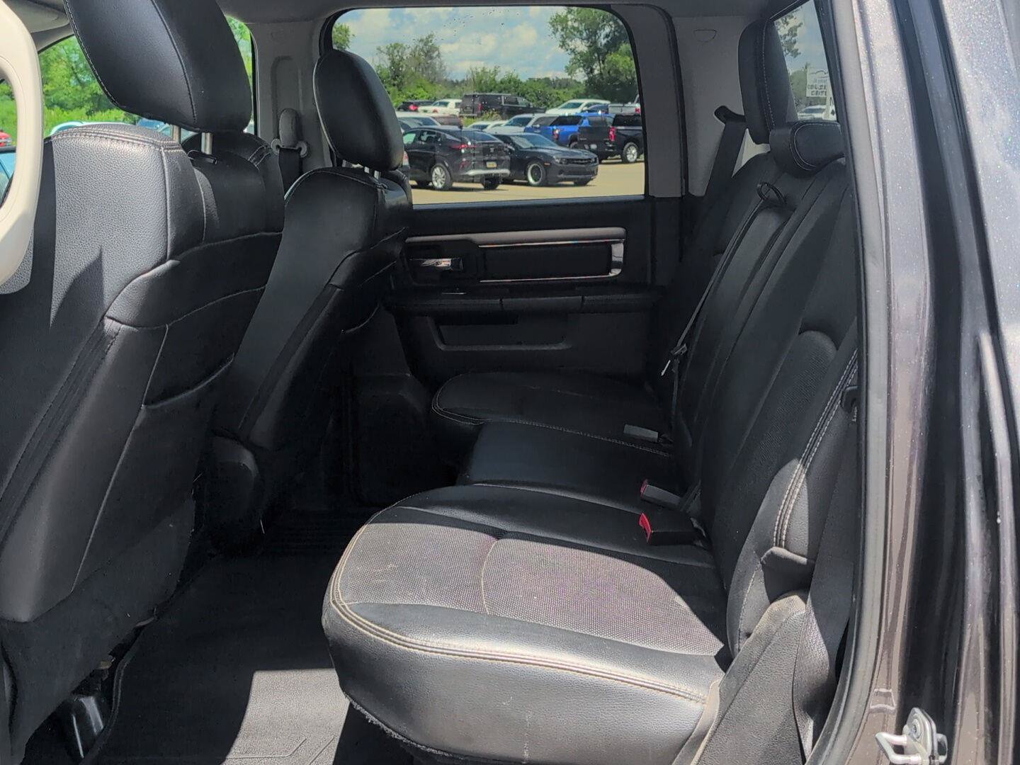 Used 2016 RAM 1500 Sport w/ Convenience Group AWD/4WD image 12