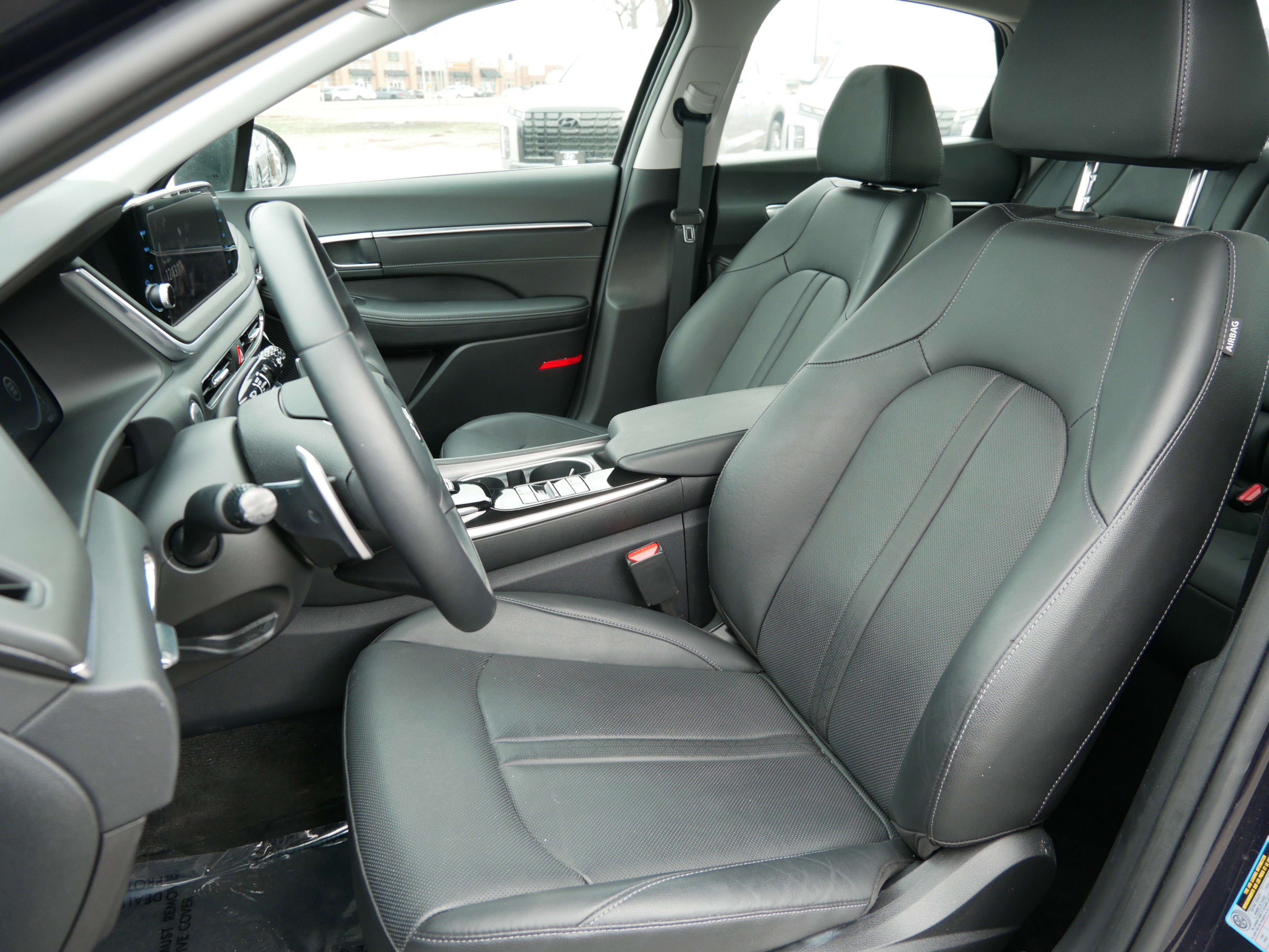 Used 2023 Hyundai Sonata Limited image 10