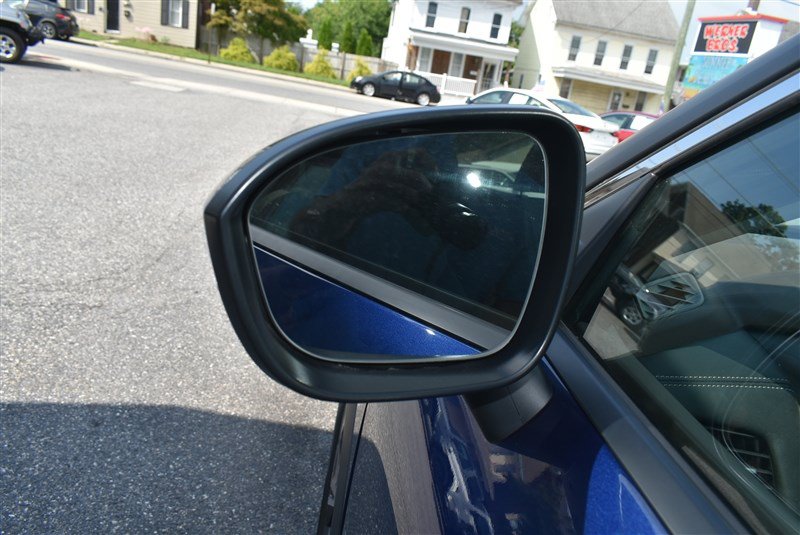 Used 2023 Nissan Rogue SV AWD/4WD image 9