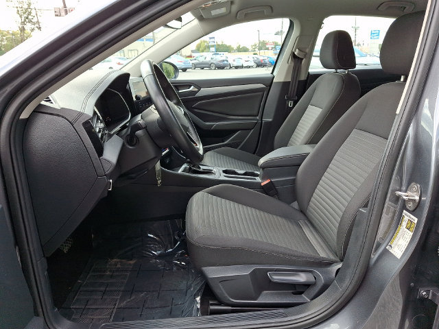 Used 2025 Volkswagen Jetta S FWD image 14