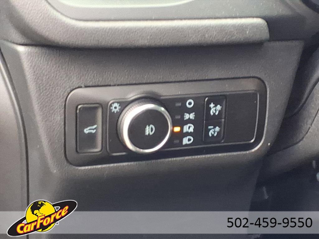 Used 2023 Ford Escape ST-Line Select image 19