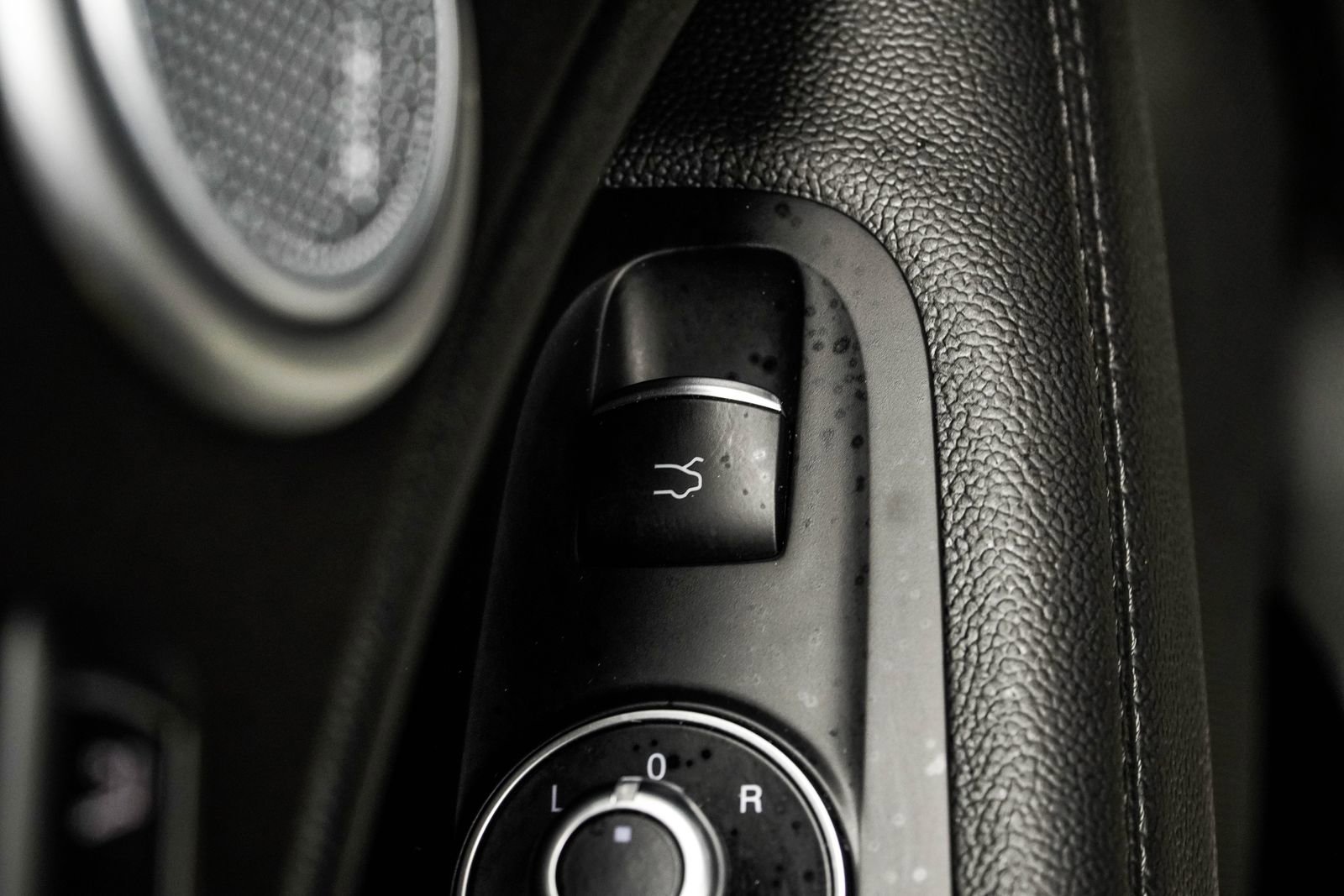 Used 2023 Alfa Romeo Stelvio Veloce image 38