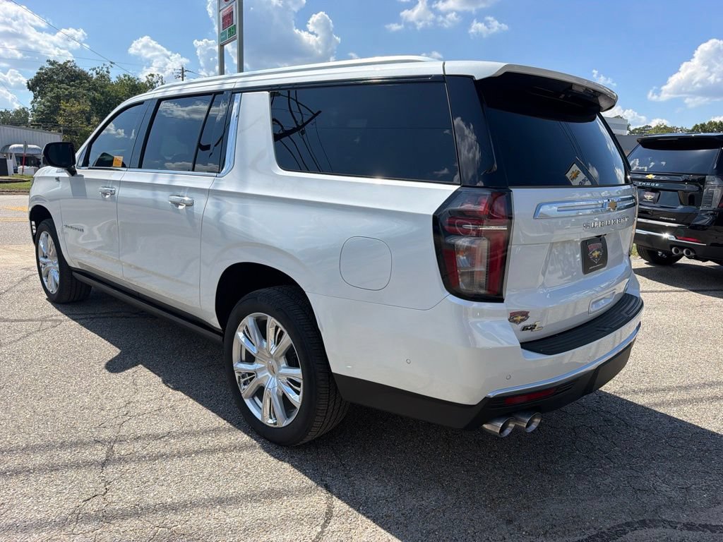 Used 2024 Chevrolet Suburban High Country w/ Advanced Technology Package AWD/4WD image 7