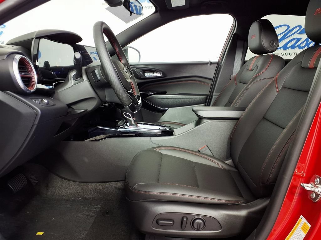 New 2026 Chevrolet Trax RS w/ Driver Confidence Package FWD image 8