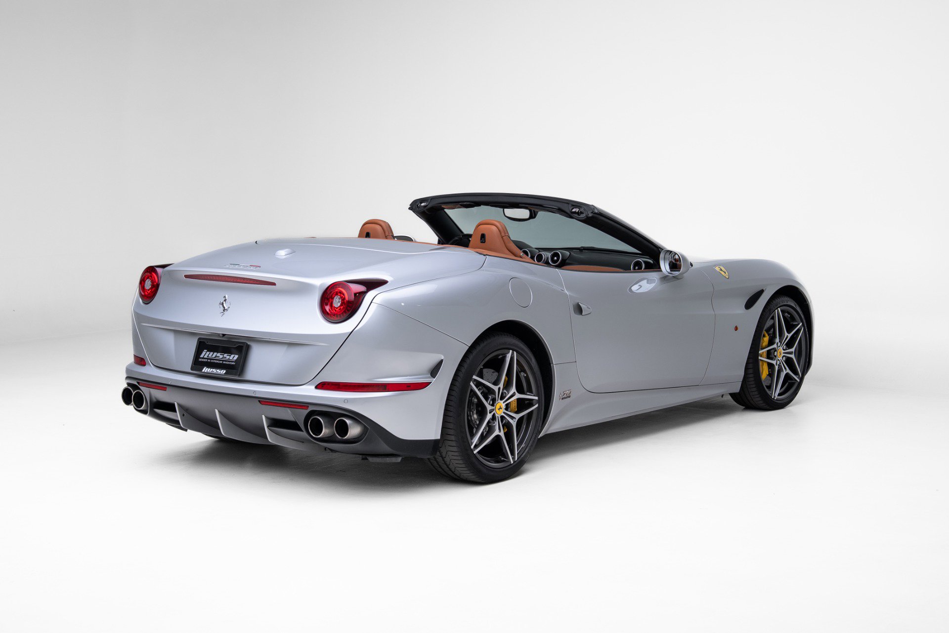 Used 2016 Ferrari California T image 57