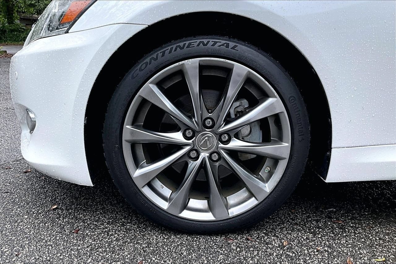 Used 2014 Lexus IS 250C w/ Luxury Package RWD image 29