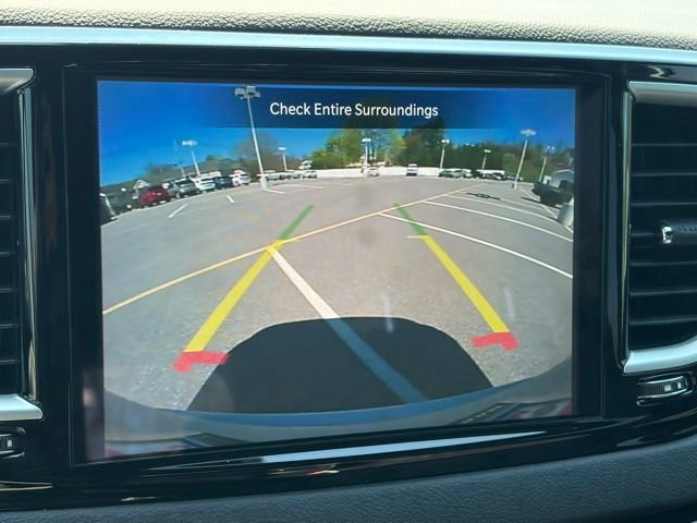 New 2026 Chrysler Voyager LX FWD image 3