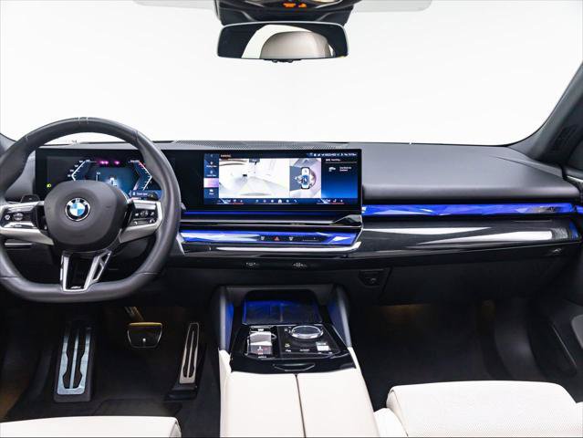 Used 2024 BMW 540i xDrive w/ Premium Package AWD/4WD image 19
