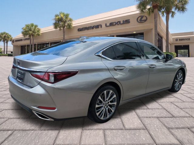 Used 2019 Lexus ES 350 w/ Premium Package FWD image 4