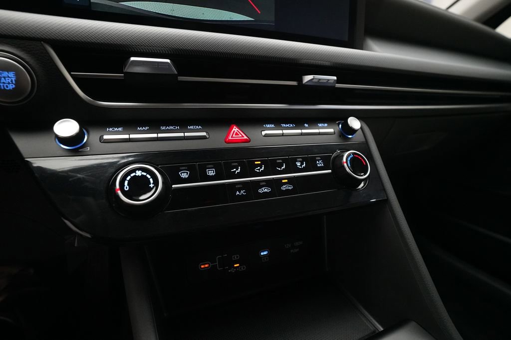 Used 2025 Hyundai Sonata SE image 20