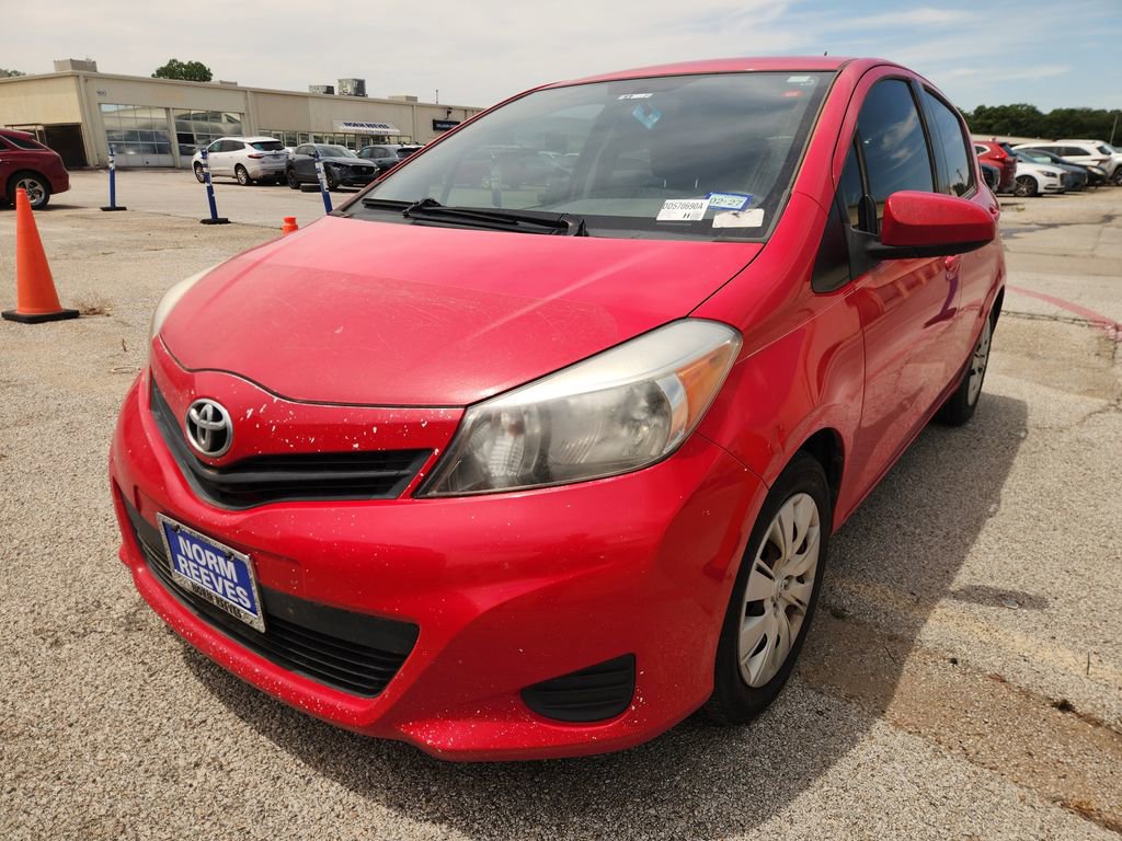 Used 2013 Toyota Yaris LE FWD image 1