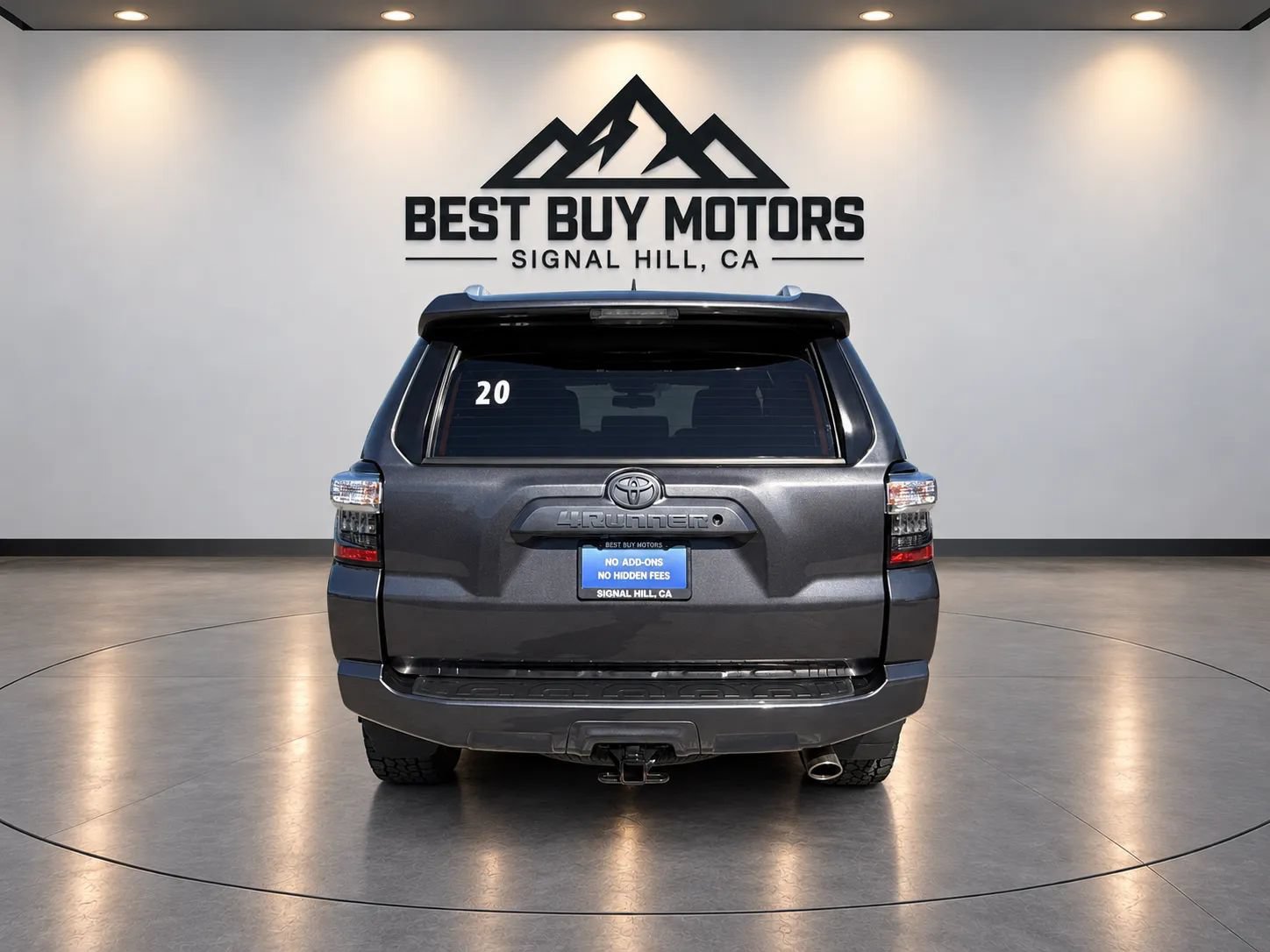 Used 2018 Toyota 4Runner SR5 AWD/4WD image 7