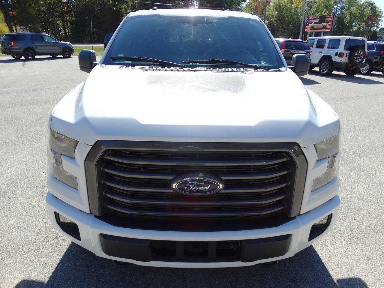 Used 2017 Ford F150 4x4 SuperCrew XLT w/ FX4 Pkg w/ Equipment Group 302A Luxury image 4