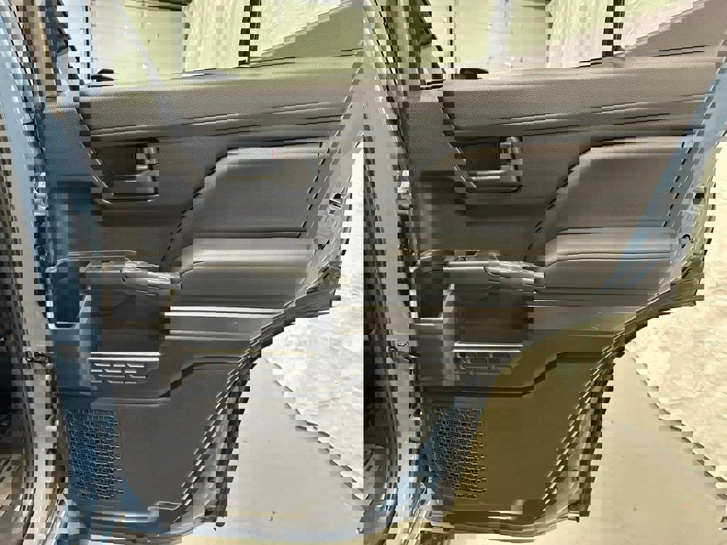 Used 2025 Toyota 4Runner SR5 image 48