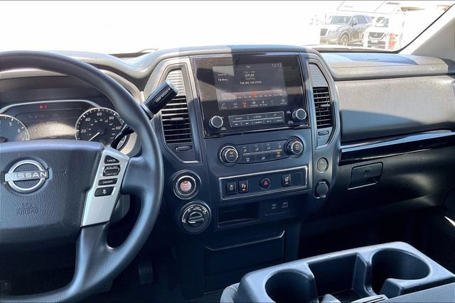 Used 2023 Nissan Titan SV AWD/4WD image 5