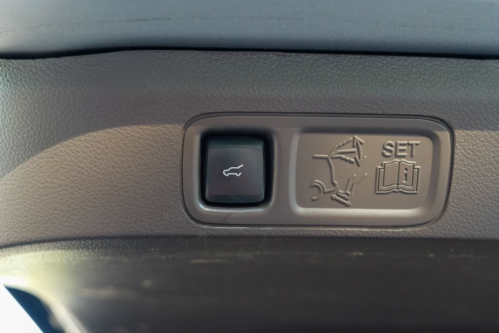 Used 2023 Lincoln Navigator L Reserve AWD/4WD image 59