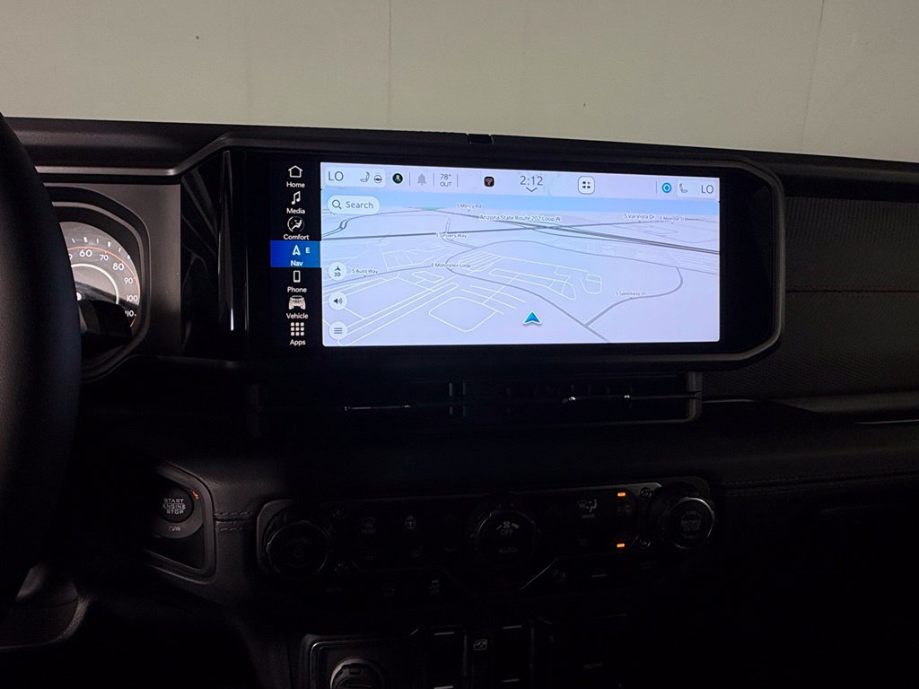 Used 2024 Jeep Wrangler Unlimited Rubicon AWD/4WD image 17