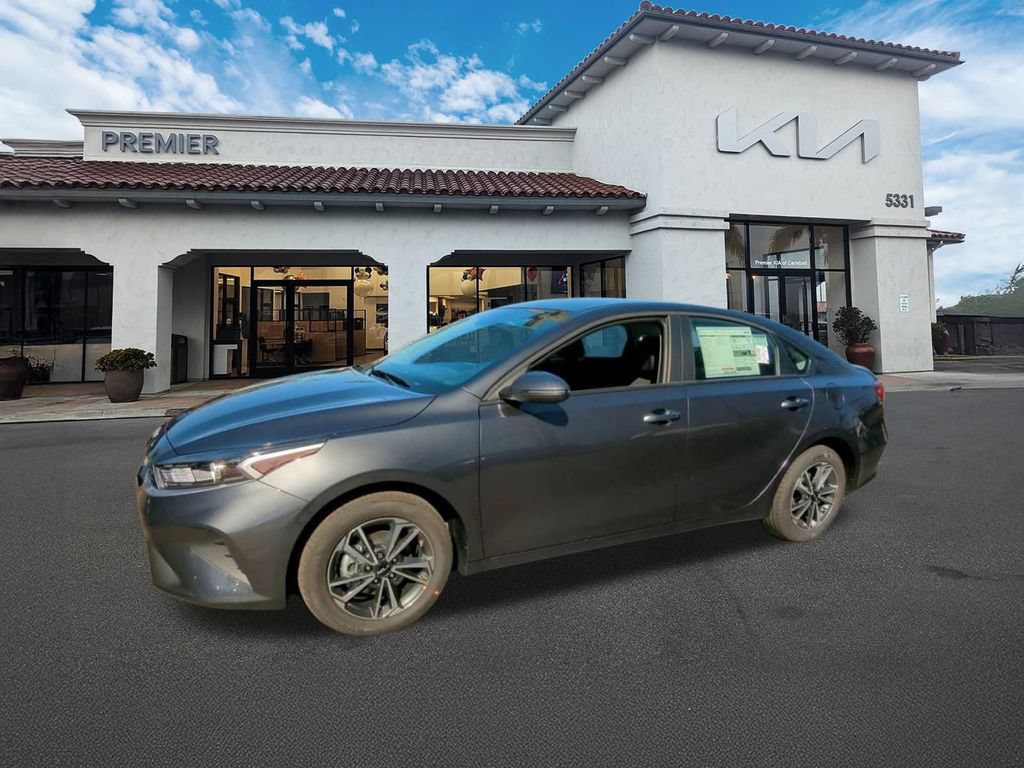 Certified 2024 Kia Forte LXS w/ LXS Technology Package FWD image 4