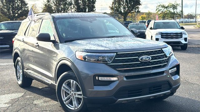 Certified 2022 Ford Explorer XLT w/ Equipment Group 202A