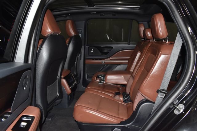 Used 2025 Lincoln Aviator Reserve image 29