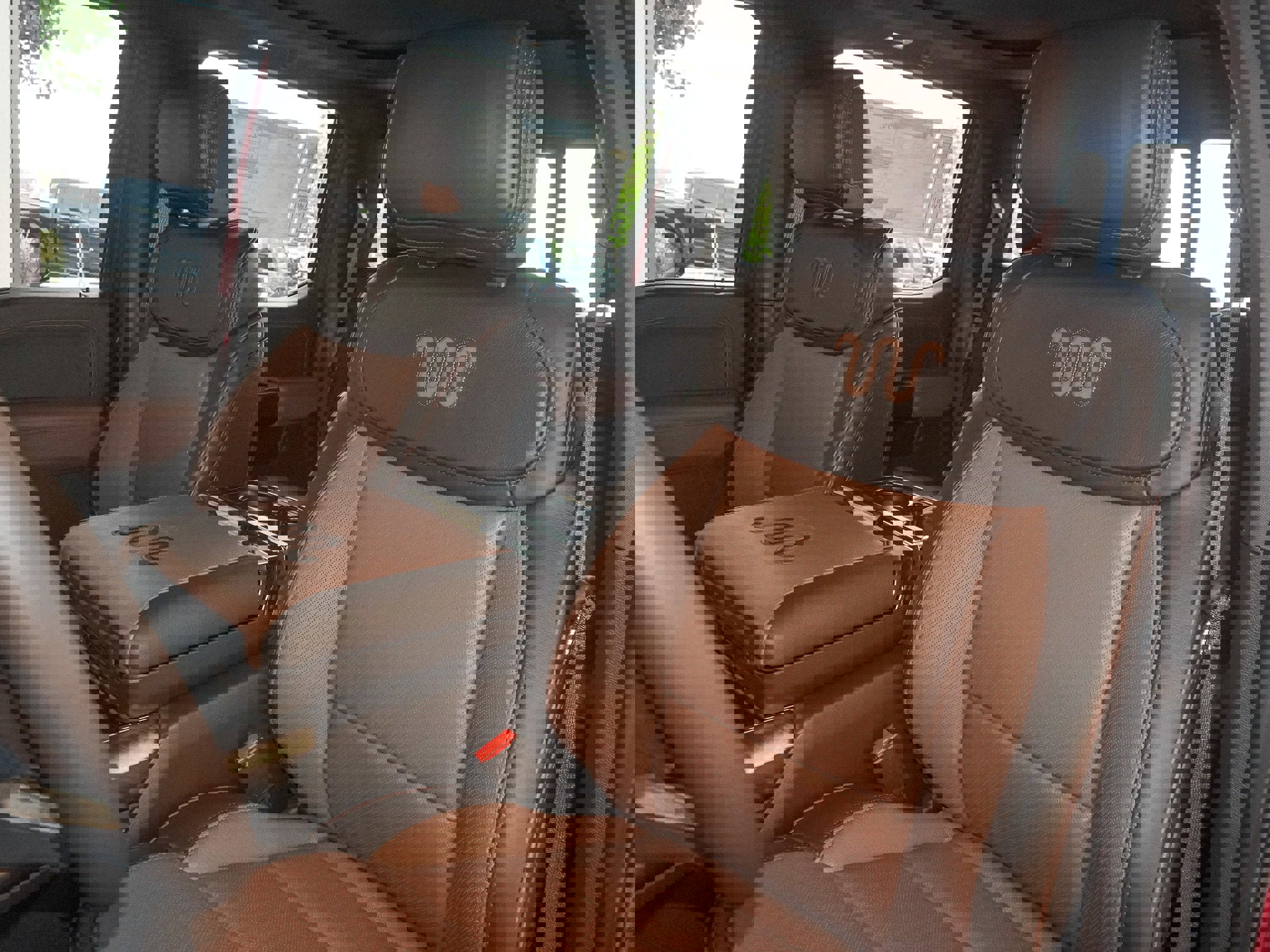 New 2026 Ford F150 King Ranch w/ Equipment Group 601A High image 32