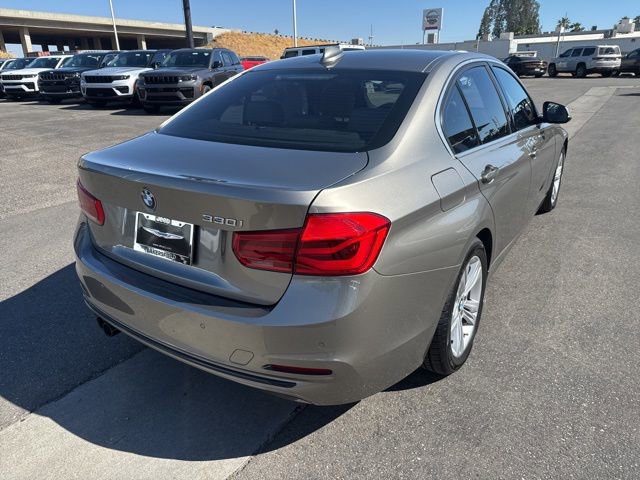 Used 2017 BMW 330i Sedan image 6