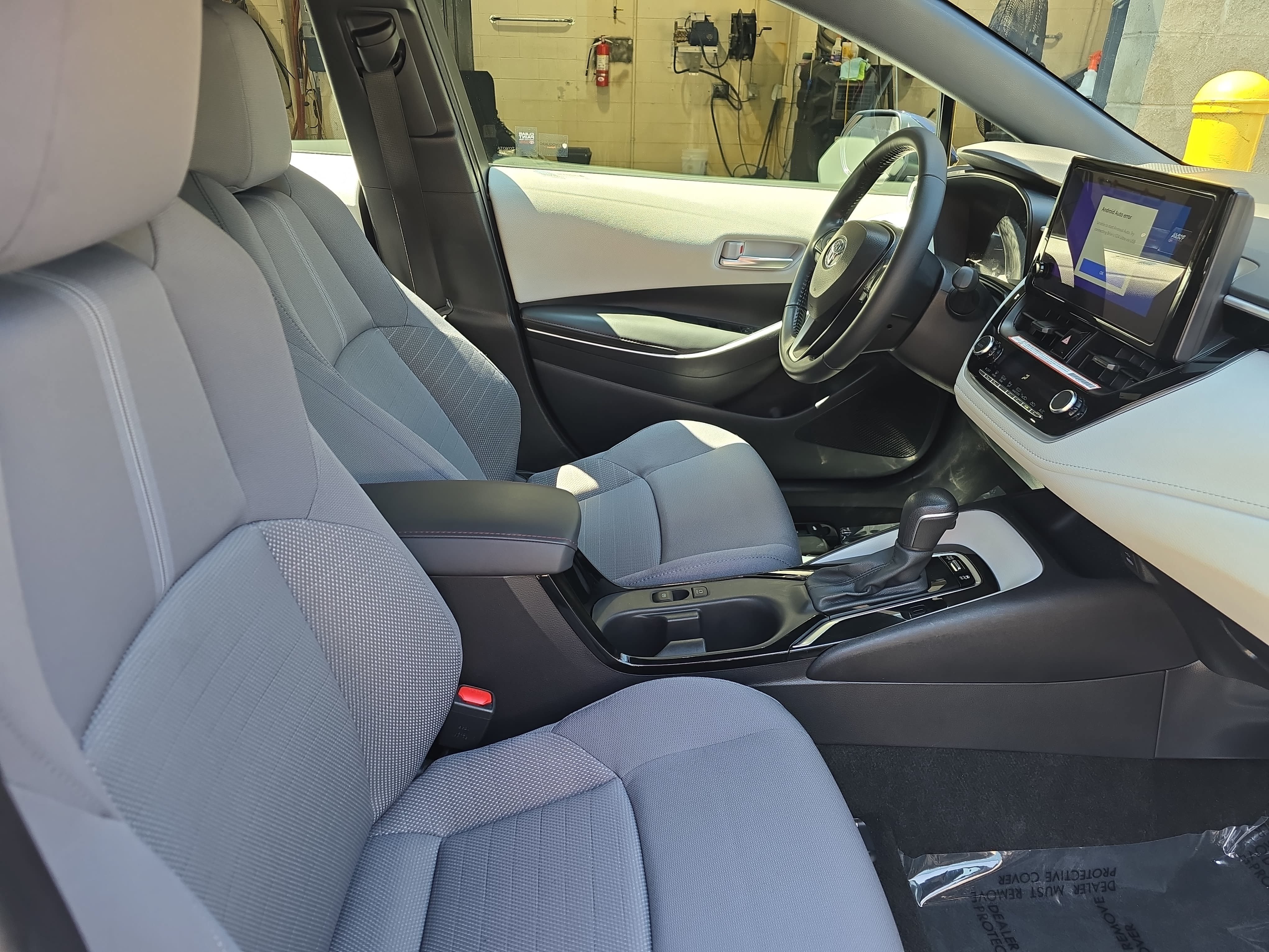 Used 2025 Toyota Corolla SE FWD image 10