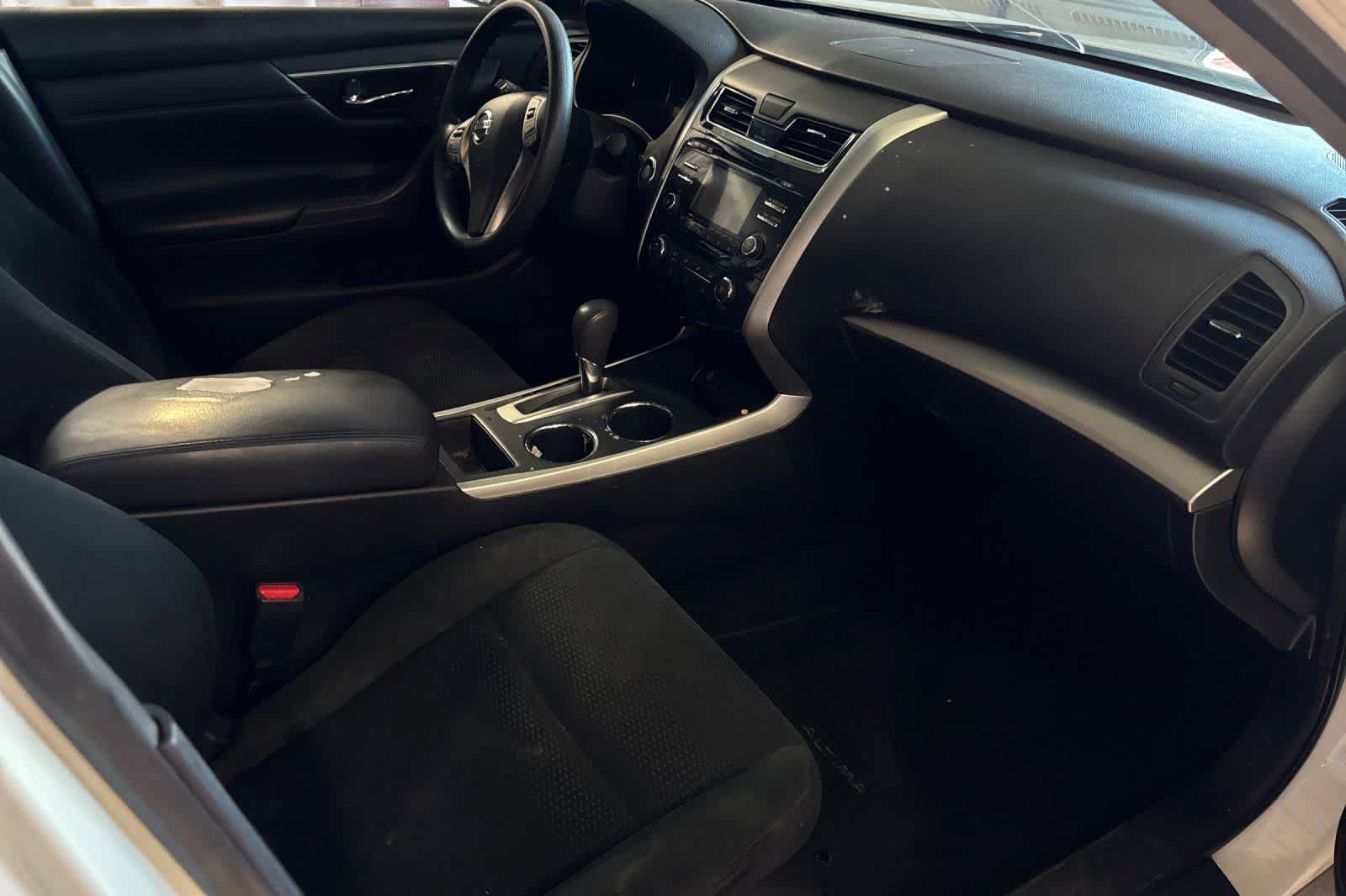 Used 2015 Nissan Altima 2.5 S w/ Special Edition Package FWD image 17