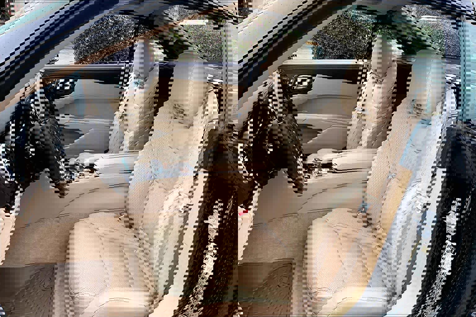 Used 2014 Mercedes-Benz SL 550 image 6