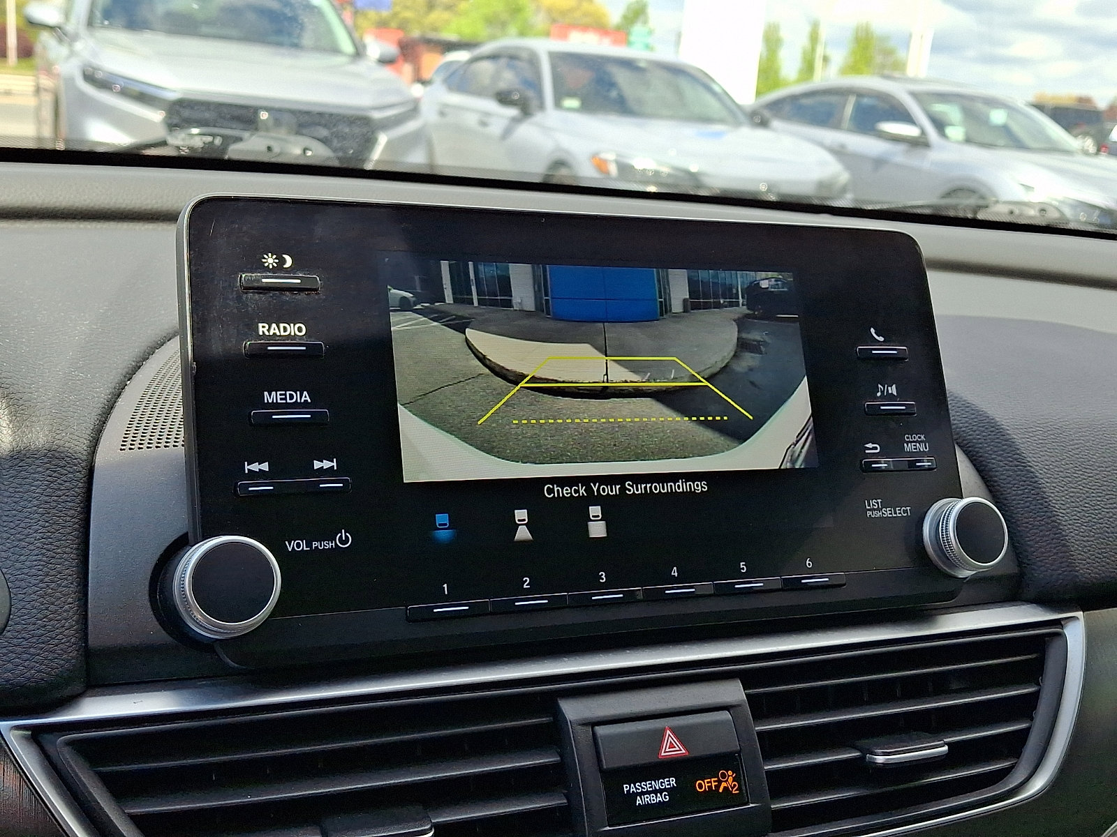 Used 2019 Honda Accord LX image 17