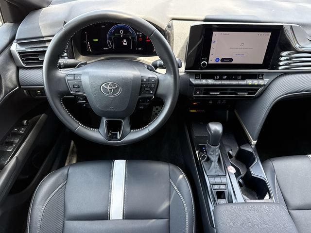 Used 2026 Toyota Camry SE FWD image 12