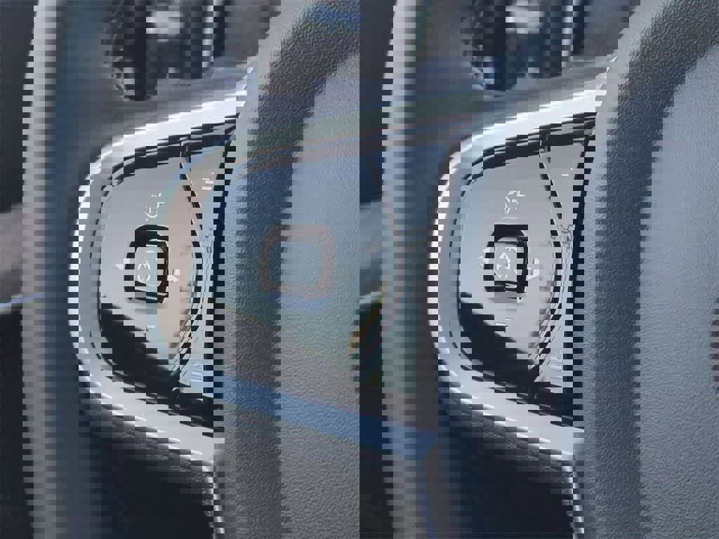 New 2026 Volvo XC90 B6 Plus w/ Protection Package Premier image 23