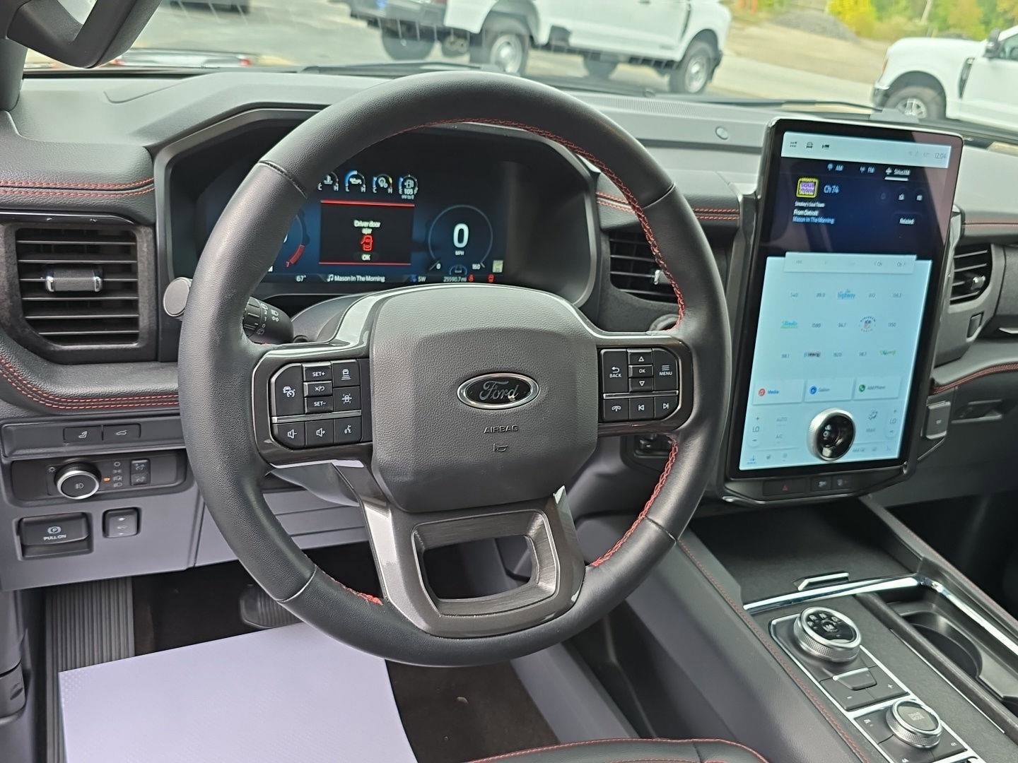 Used 2023 Ford Expedition Limited image 14