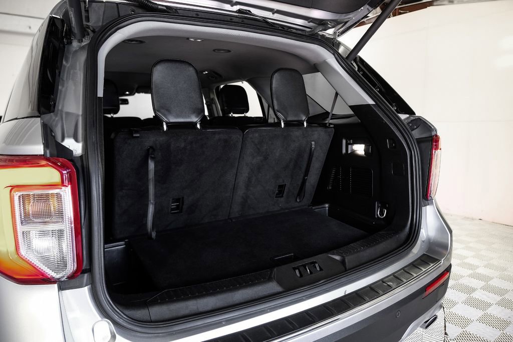 Used 2024 Ford Explorer Limited image 57