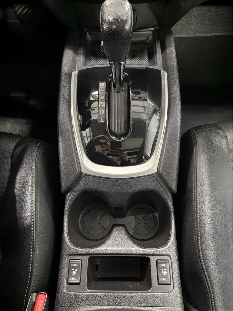 Used 2016 Nissan Rogue SL w/ SL Premium Package image 24