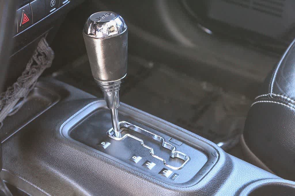 Used 2014 Jeep Wrangler Unlimited Sport AWD/4WD image 18