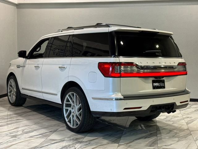 Used 2018 Lincoln Navigator Select w/ Technology Package RWD image 8
